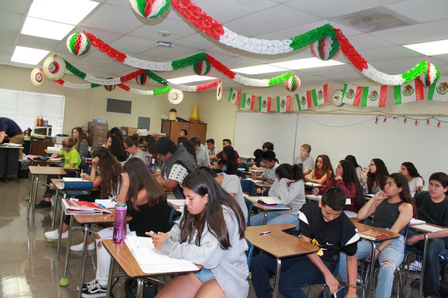  Period 6 Spanish students. 
Photo by: Lily Lara