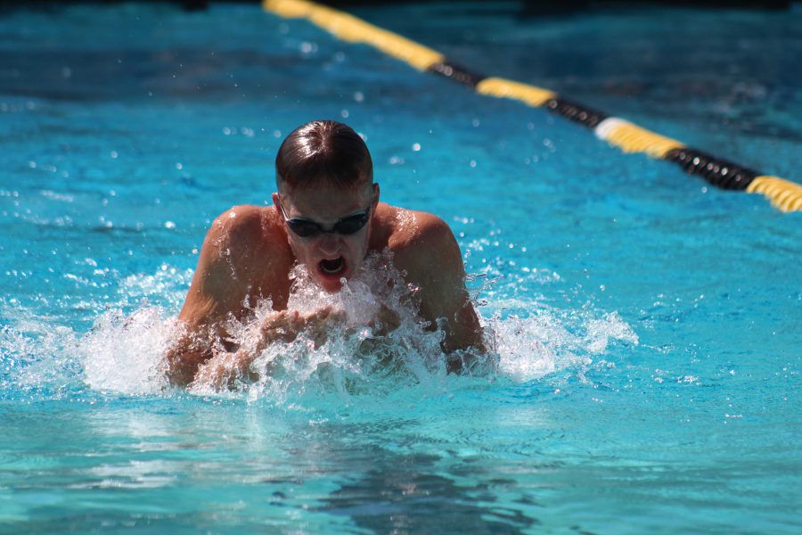 Junior+Christian+Guillaume+swimming+the+100+breaststroke.+Photo+by%3A+Lola+Bobrow