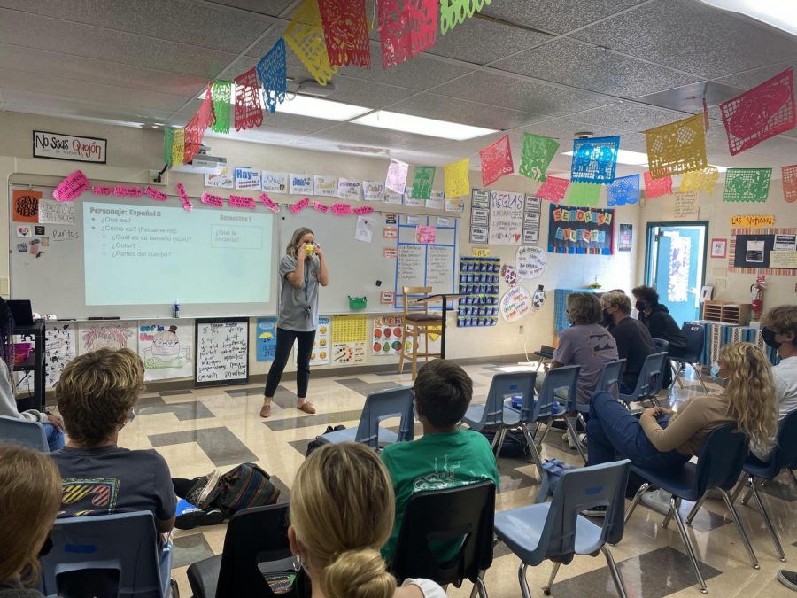 Senorita Ellberg teaching her Spanish two class. “Every class is memorable. There is something that I can remember from each period I have ever taught. Photo by Brody Daw