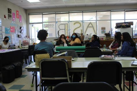 On April 11, the Latino Rights Club held a meeting at lunch to discuss options on what activism organizations to partner with. Photo by: Alejandro Hernandez