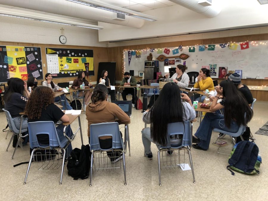 Every Wednesday at lunch, English Learner Support Teacher Emily Bradvica Downard holds Simon says sessions for English learners in room 50. At the sessions students guess the English word for another students action. Photo by: Alejandro Hernandez