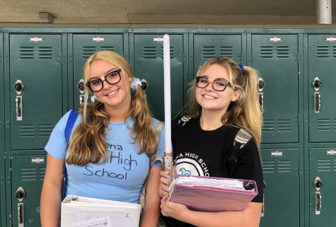 Elonah Boyd 23 (left) and Camille Quien 23 (right) dressed up for Buena Bookworm Day Oct. 6. Quien said, I love todays spirit day, Bookworm Bulldog or whatever. Photo by Kendall Garcia
