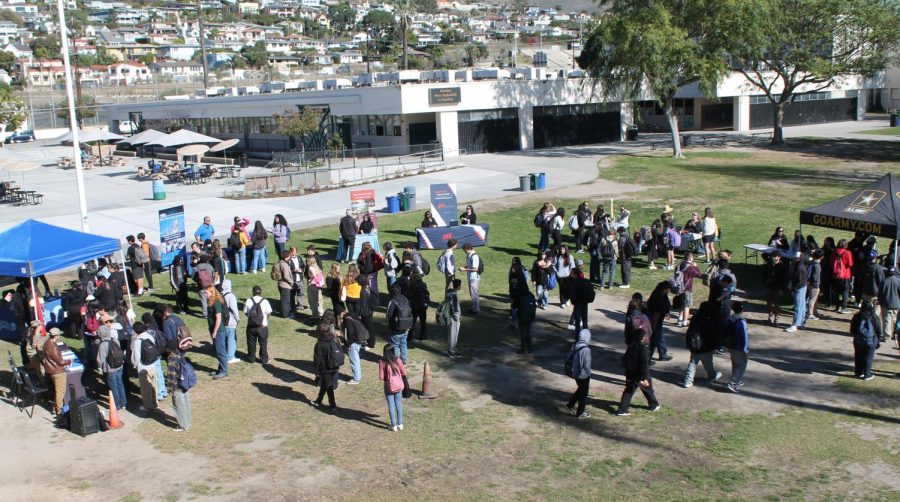 Ventura High School’s Career Day occurred from 11:30 a.m. to 12:40 p.m. Dec. 9 on the senior lawn. 10 career-related organizations participated in the event to promote themselves to VHS students. ASB coordinated the event. ASB Election Board President Liza Jane Manninen ‘23 said, “We thought of the idea [for the Career Day] last year. This is our second annual Career Day. This one is a bit smaller, but were still super excited. We emailed whoever we could find [to participate in the event].” Photo by: Nicklaus Shelton
